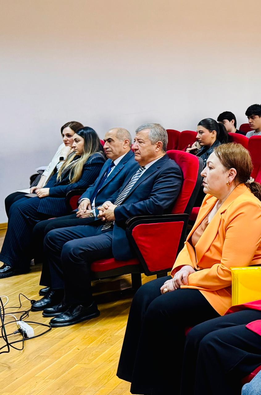 Azərbaycan Texniki Universitetin nəzdində Bakı Texniki Kollecində I Türkologiya Qurultayının 100 illik yubileyi münasibətilə tədbir keçirildi.